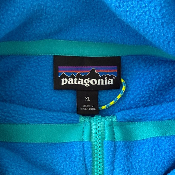 Women's Microdini 1/2-Zip Pullover - Picture 2 of 4